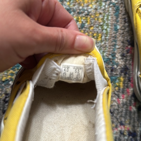 Yellow Vans - Picture 8 of 8